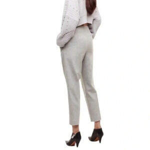 Aritzia Wilfred Chambery Pant |  Light Grey | Size 00